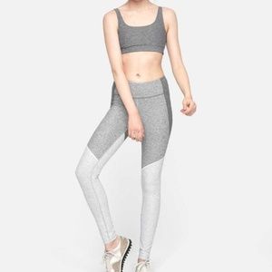 XS Outdoor Voices 7/8 Tri-Tone Leggings EUC